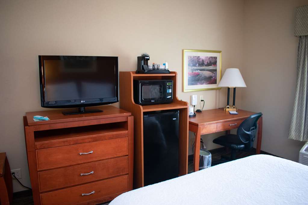 Hampton Inn & Suites Augusta West Rum bild