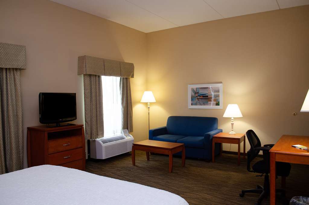 Hampton Inn & Suites Augusta West Rum bild